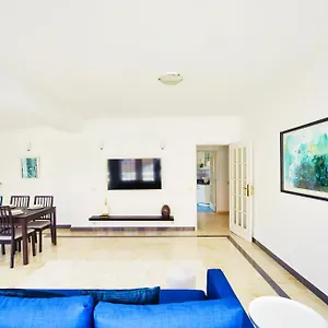 Happy Holiday Cascais - Apartamento Parede